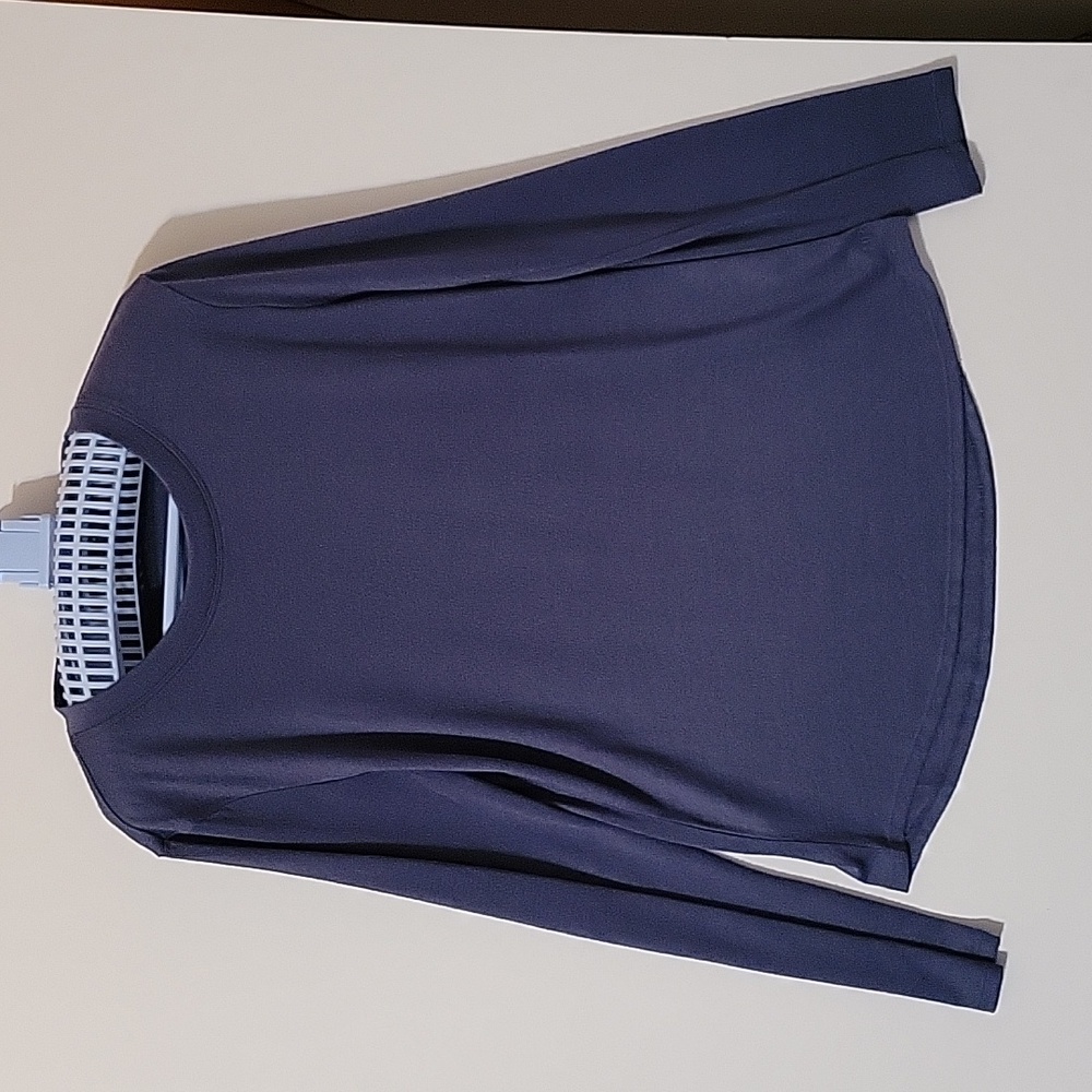 *2 for 1 Bargain, Yellow and Navy Long Sleeve Tops, size M - Picture 7 of 11